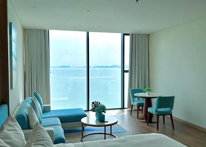 Ala Carte Apartment Ha Long