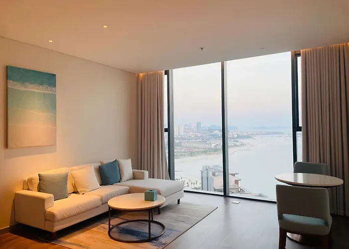 Ala Carte Apartment Ha Long